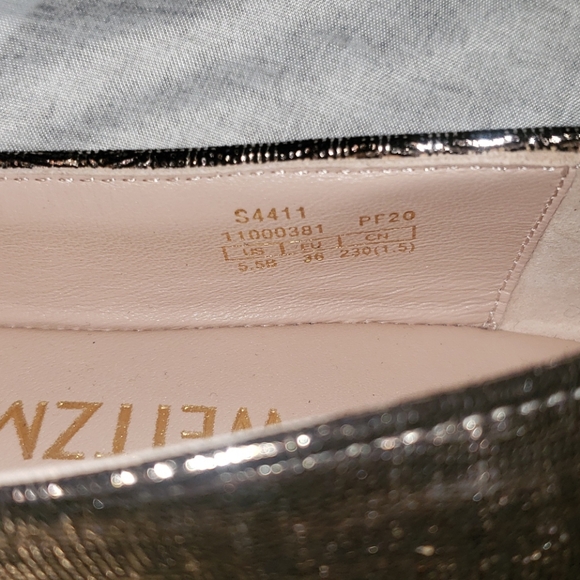 NEW Stuart Weitzman Gabby Chain-Link Leather flat Size 5.5 - Picture 9 of 12